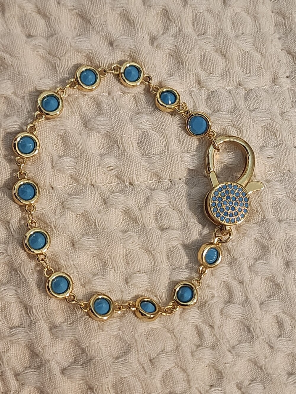 Gold-Tone Bezel Set Aqua Crystal Station Bracelet Large Clasp 7" New